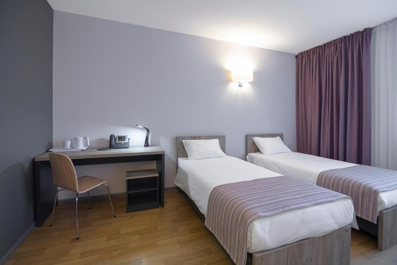 Favor Sport Hotel Kiev Buitenkant foto