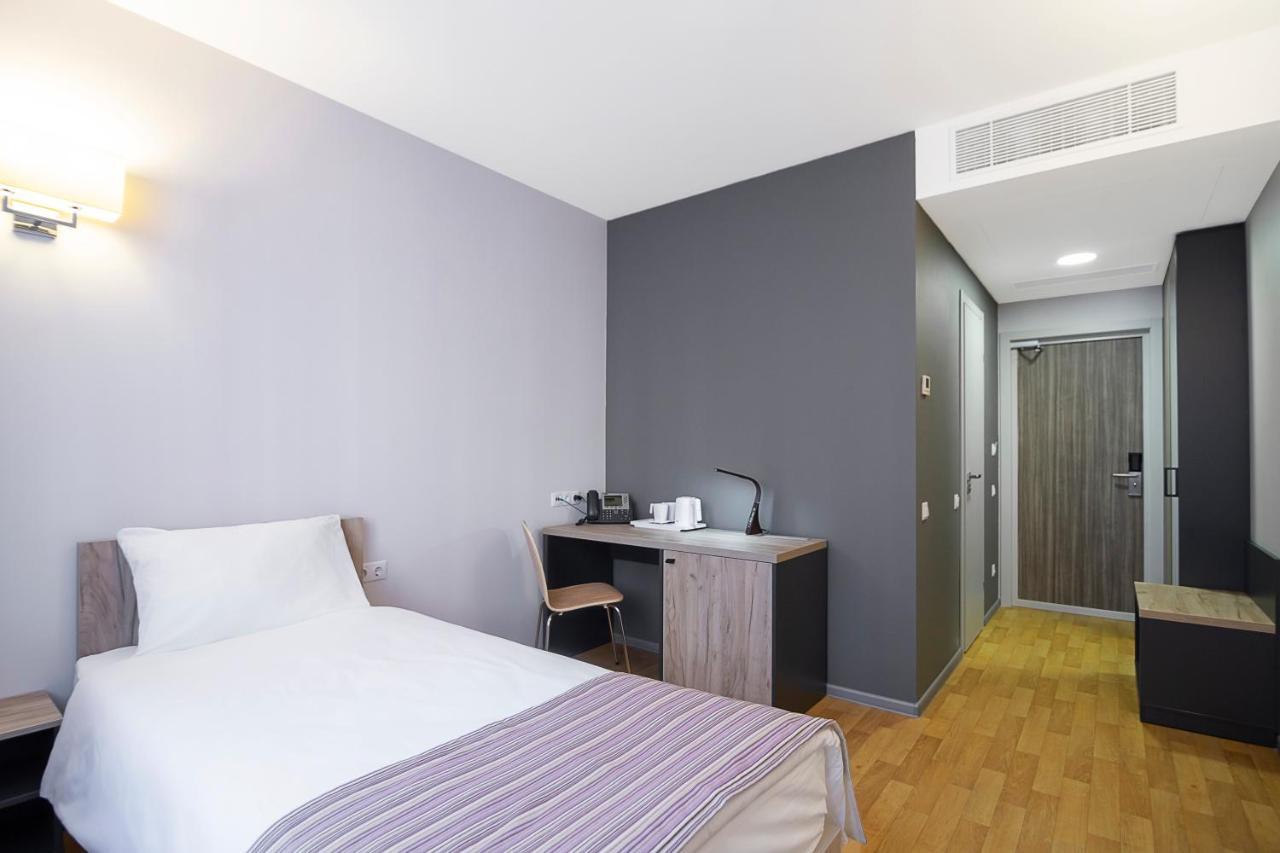 Favor Sport Hotel Kiev Buitenkant foto