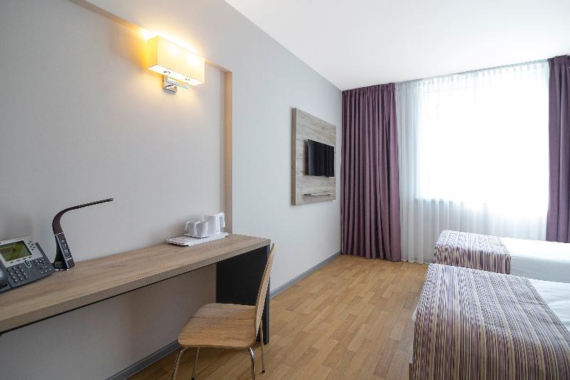 Favor Sport Hotel Kiev Buitenkant foto